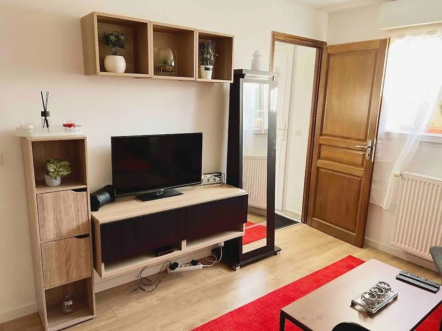 Apartment Appartement Ensoleille A 15 Minutes De Paris Vitry-sur-Seine